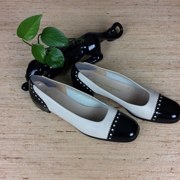 Salvatore Ferragamo Black/White Spectator Loafer - Picture 4 of 5